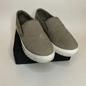 Sorel | Shoes | Sorel Campsneak Slip On Suede Sneaker | Poshmark display picture 1